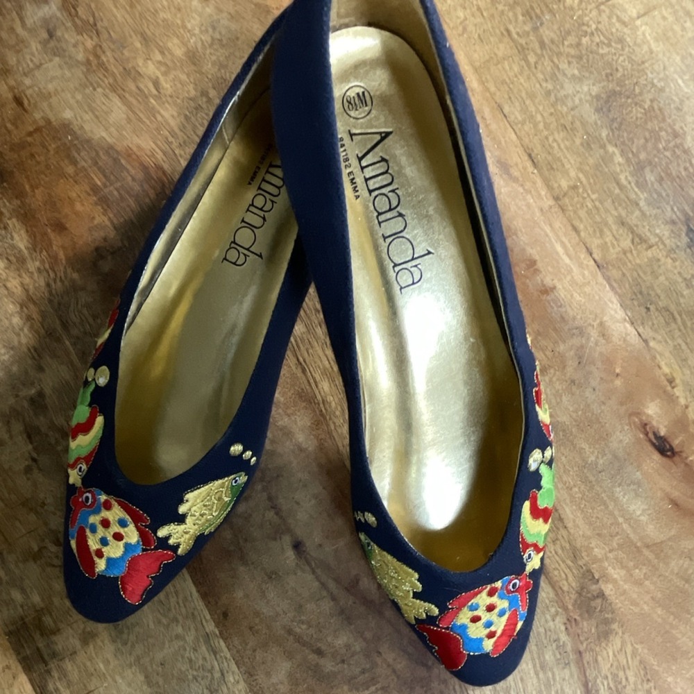 Amanda Embroidered Fish Navy Leather Sole Women's Flats Size 8M